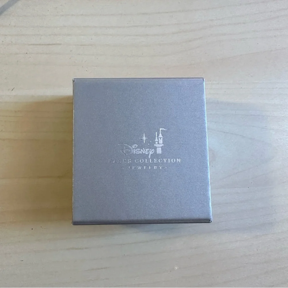 Park Exclusive Disney Necklace - 14k and Gemstone 💎 - Picture 2 of 12